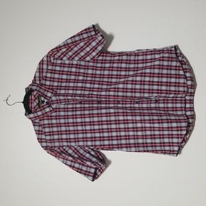 Short sleeve plaid button down shirt